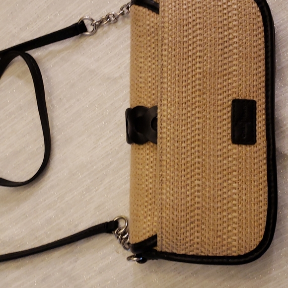 💥HP💥 Cole Haan Small Crossbody - Picture 2 of 3